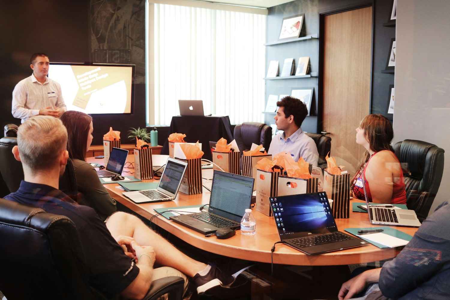 ITS Business Consulting and Training